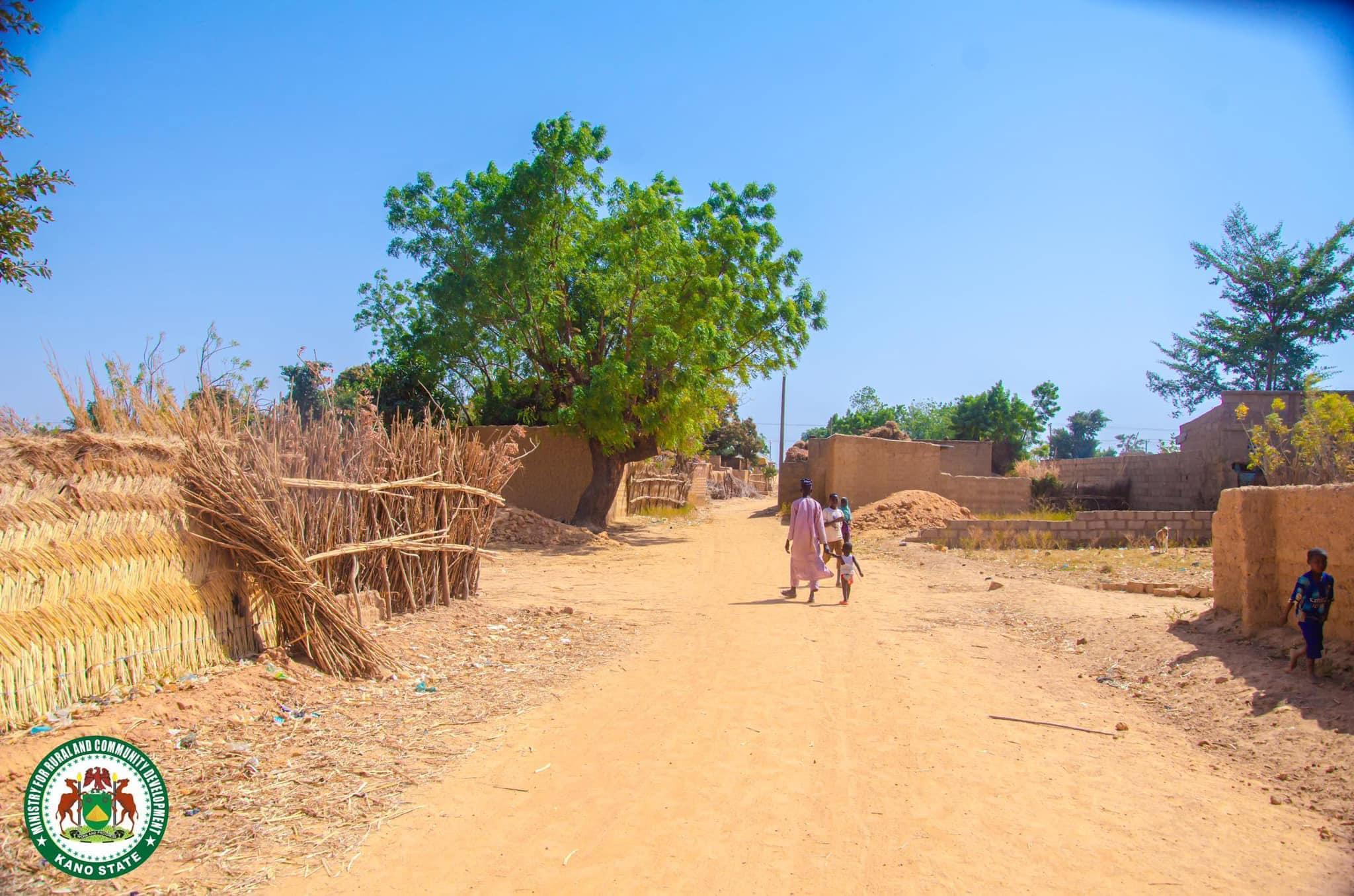 CONSTRUCTION OF 3 KILOMETERS FEEDER ROAD AT KWANAR NASARA IN GEZAWA LGA