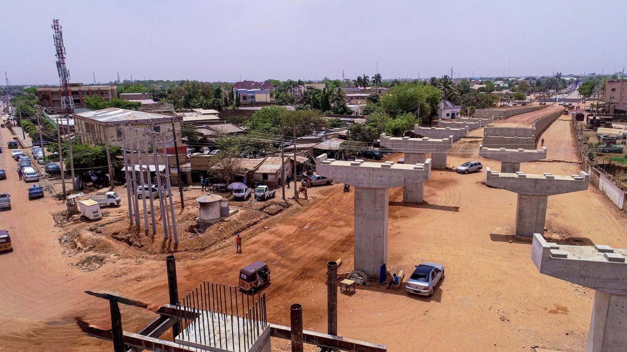 CONSTRUCTION OF DAN AGUNDI INTERCHANGE  (FLYOVER & UNDERPASS)
