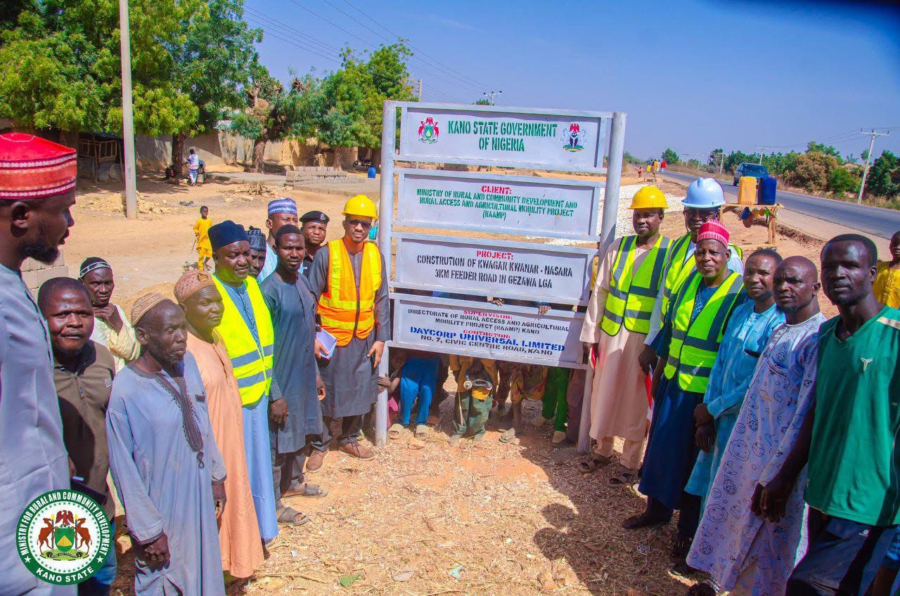CONSTRUCTION OF 3 KILOMETERS FEEDER ROAD AT KWANAR NASARA IN GEZAWA LGA